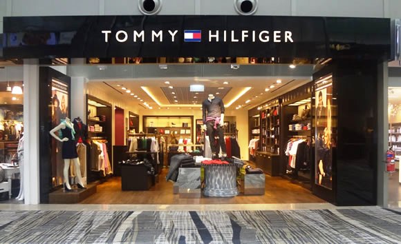 Tommy Hilfiger abre primeira loja futurista para a comunidade da